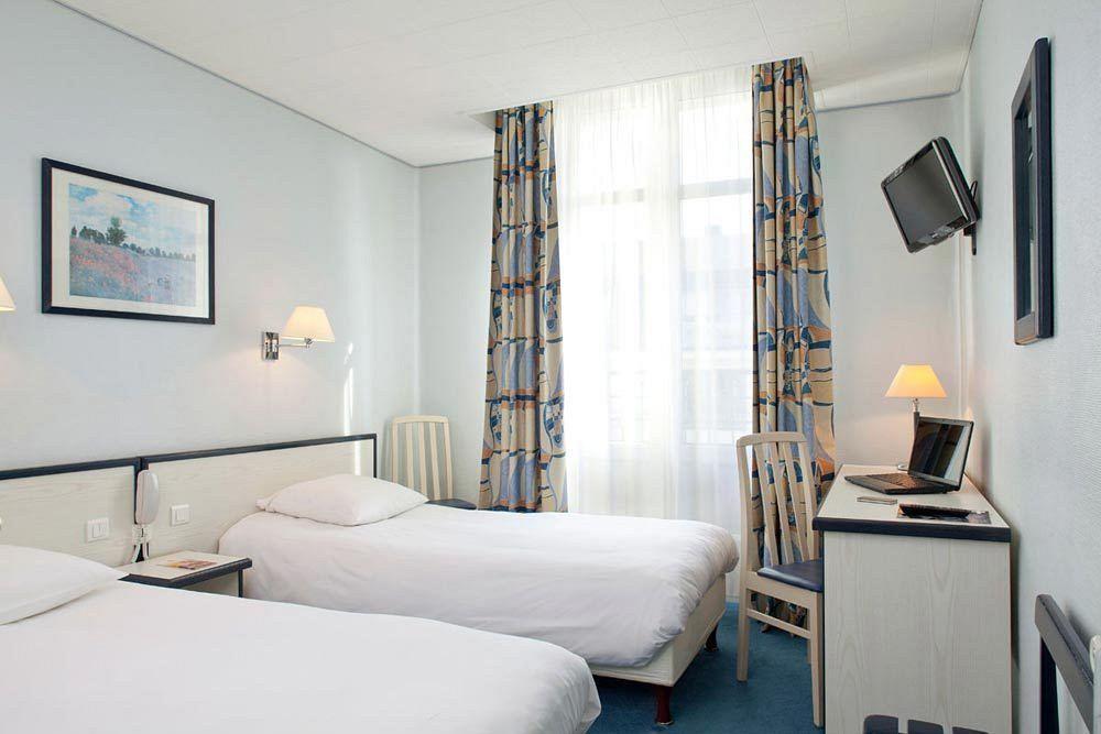 Hotel Suzane Angers Exterior photo