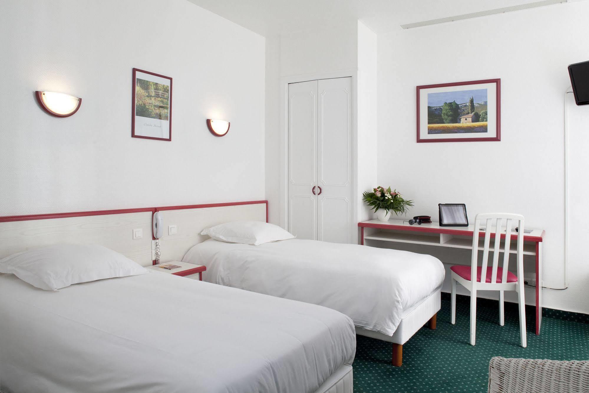 Hotel Suzane Angers Exterior photo